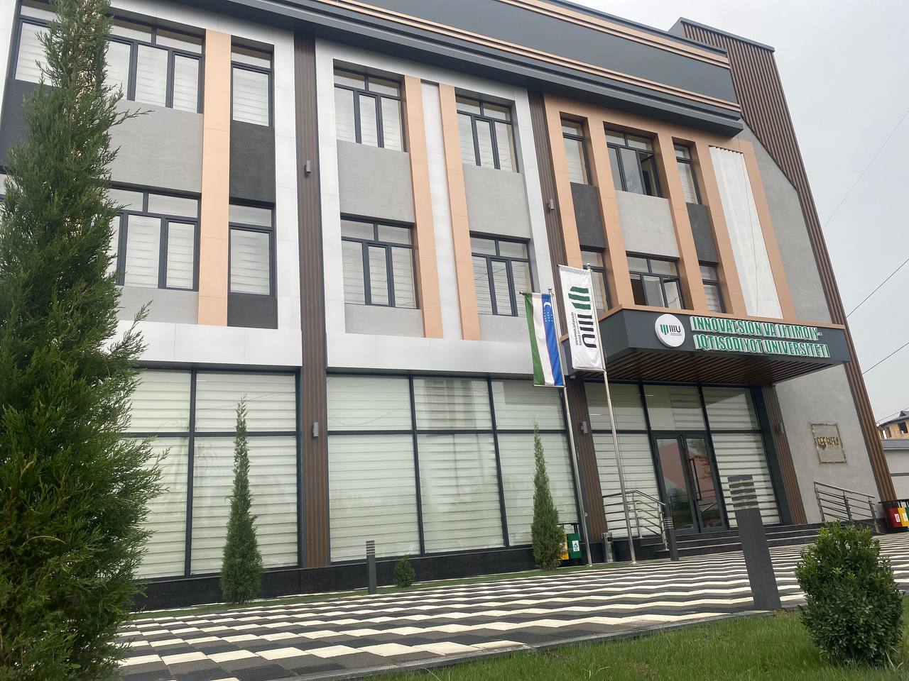 Ipak yo‘li innovatsiyalar universiteti fakultetlari va kontrakt narxlari